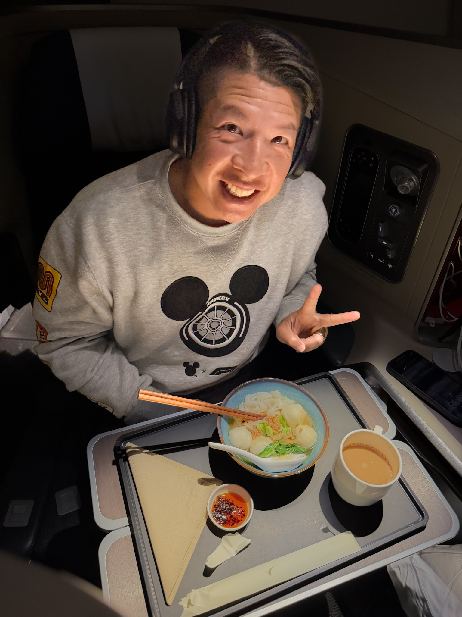 Stevie in business class